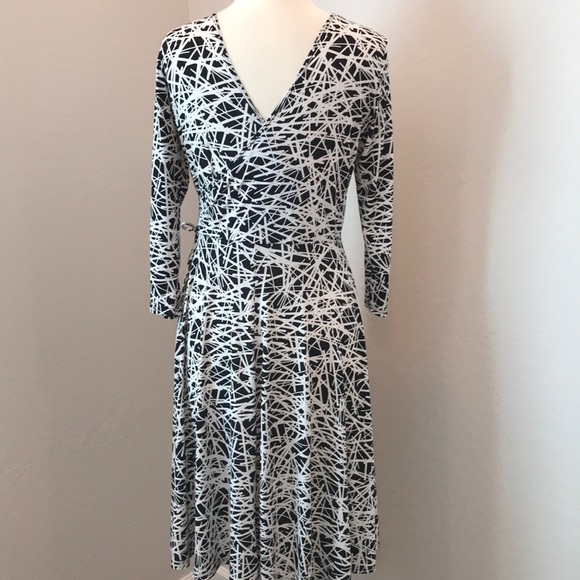 Lily Faux Front & Back Wrap Pullover Knit Dress - Picture 4 of 8